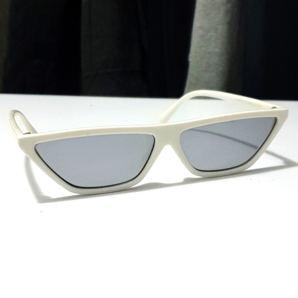 MinkPink White cateye smoke lens sunglasses recall - Picture 3 of 12